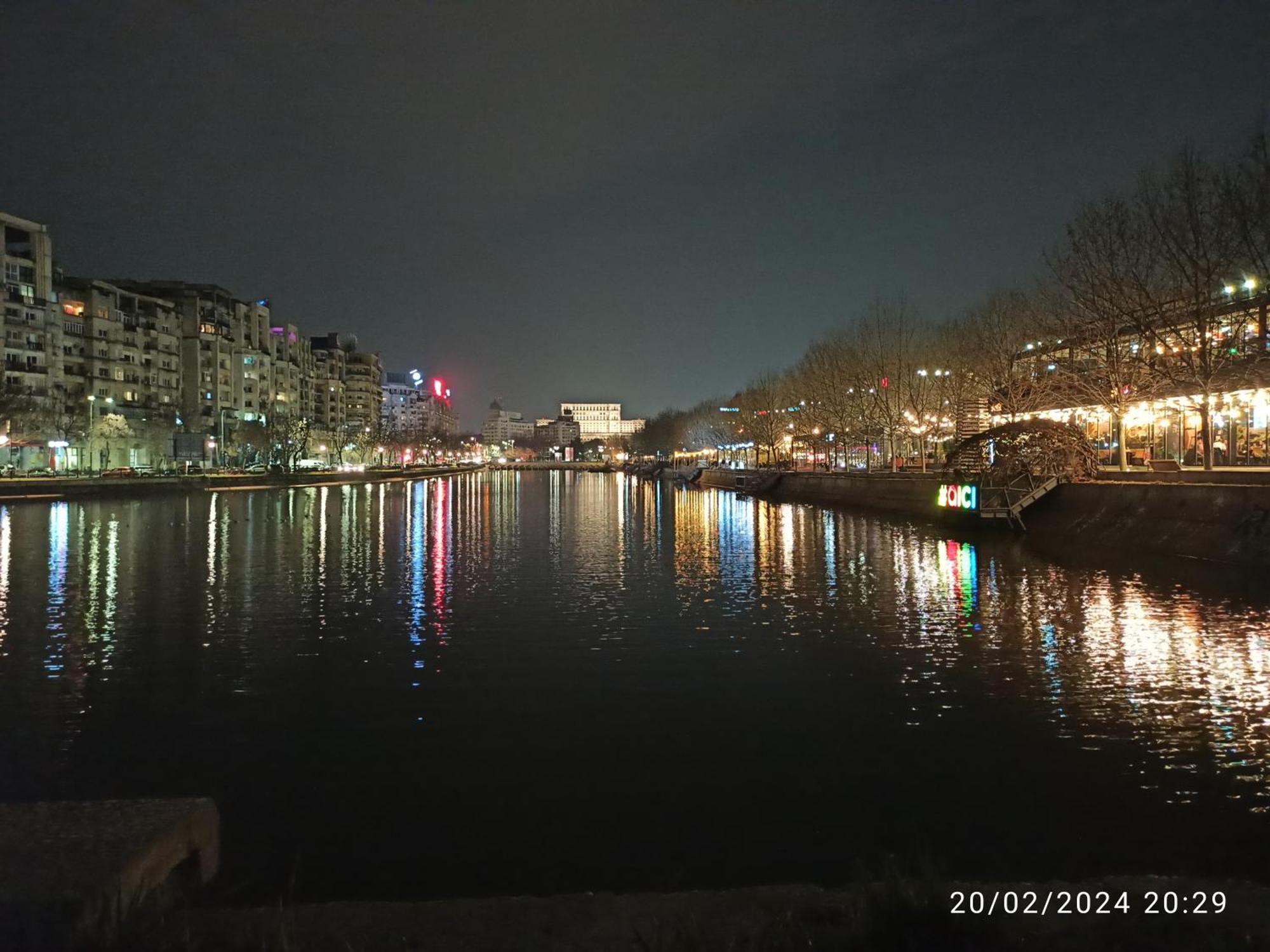 Comfortable Apartment University Square Bucharest Luaran gambar